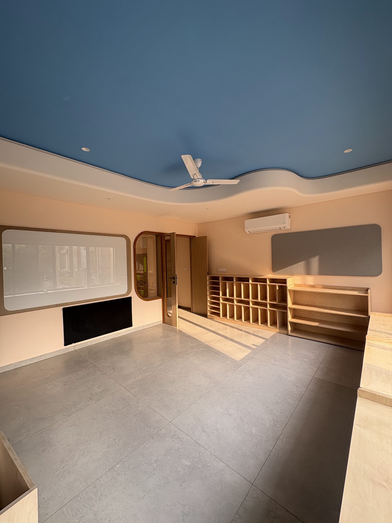 avra classroom2